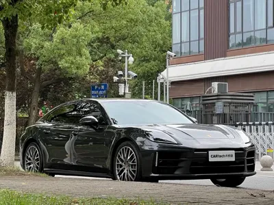 Porsche Panamera 2024, 8400 км, за 142805.25 USD