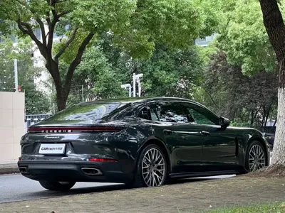 Porsche Panamera 2024, 8400 км, за 142805.25 USD