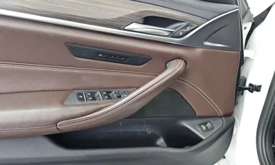 BMW 5-Series 2018, 127419 км, за 13719.76 USD - фото 30