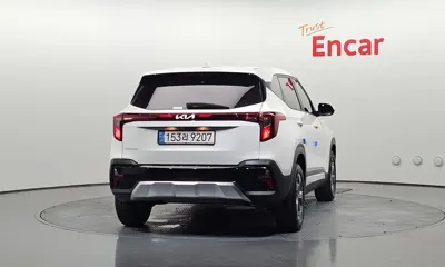 Kia Seltos 2024, 20585 км, за 15309.45 USD