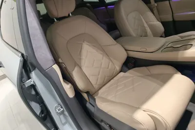 Nio ET7 2022, 57300 км, за 31140 USD - фото 20