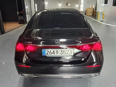 Mercedes-Benz E-Class 2025, 2700 км, за 21192.04 USD