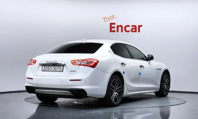 Maserati Ghibli 2018, 109733 км, за 13456.74 USD