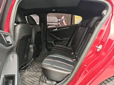 Ford Focus 2022, 70000 км, за 8838.79 USD - фото 6