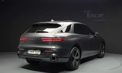 Genesis GV70 2023, 71126 км, за 27062.52 USD