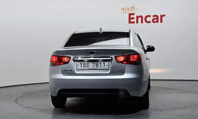 Kia Porte 2012, 111101 км, за 1916.09 USD