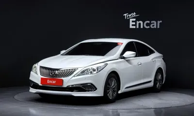 Hyundai Grandeur · 2015 год
