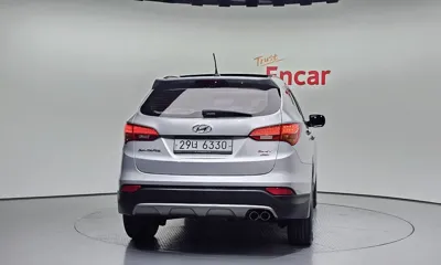 Hyundai Santafe 2014, 166343 км, за 7094.06 USD