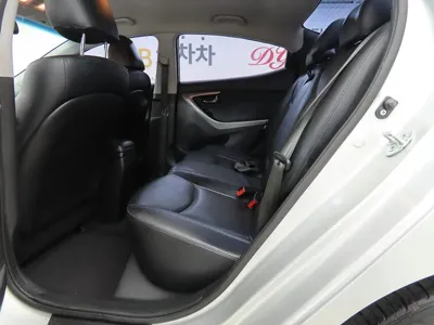 Hyundai Avante 2012, 125606 км, за 1772.35 USD - фото 6