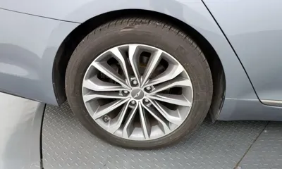 Hyundai Genesis 2016, 99391 км, за 8473.46 USD