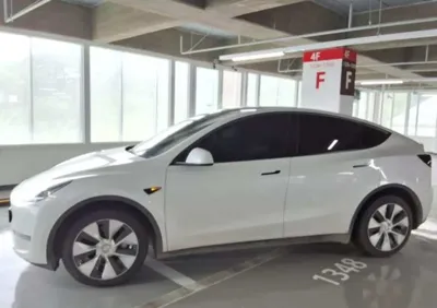 Tesla Model Y 2022, 67035 км, за 5863.2 USD