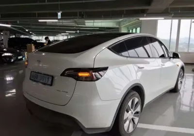 Tesla Model Y 2022, 67035 км, за 5863.2 USD - фото 6