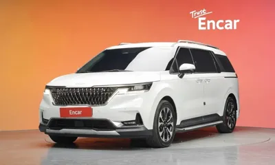 Kia Canival · 2023 год