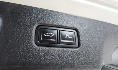 Kia Canival 2023, 137120 км, за 15557.31 USD - фото 27