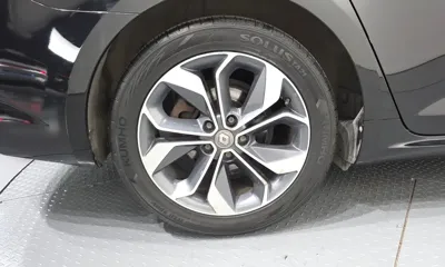 Renault-KoreaSamsung SM6 2019, 124558 км, за 4098.36 USD