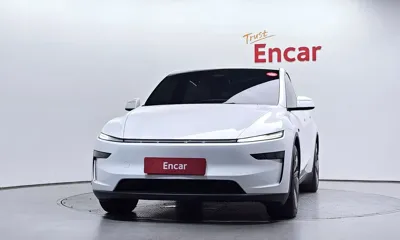 Tesla Model Y 2025, 8235 км, за 36224.25 USD