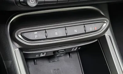 Jeep Avenger 2024, 4533 км, за 25289.01 USD - фото 9