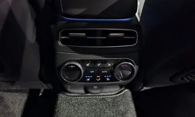 Genesis GV70 2022, 93781 км, за 22457.88 USD - фото 18