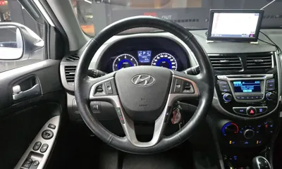 Hyundai Accent 2016, 114289 км, за 3957.71 USD - фото 13