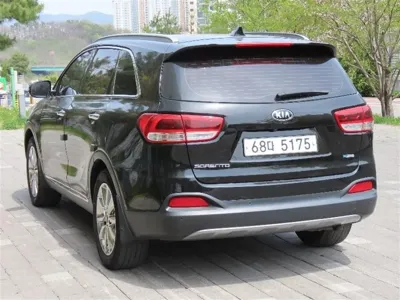 Kia Sorento 2015, 156037 км, за 7417.62 USD