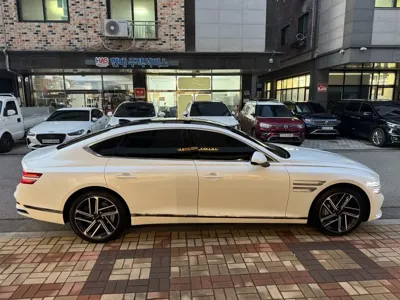 Genesis G80 2025, 44000 км, за 29439.75 USD