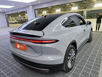 Nio EC6
