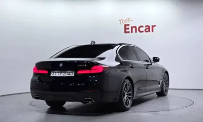 BMW 5-Series 2021, 68795 км, за 26565.38 USD