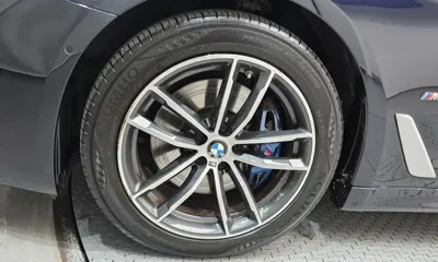 BMW 5-Series 2021, 68795 км, за 26565.38 USD