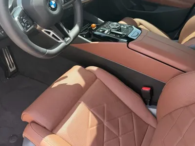 BMW 5-Series 2026, 4800 км, за 78771.17 USD - фото 6