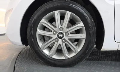 Hyundai Avante 2014, 86163 км, за 3843.65 USD