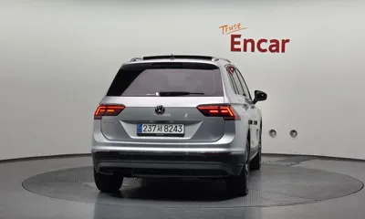 Volkswagen Tiguan 2020, 69623 км, за 13986.48 USD