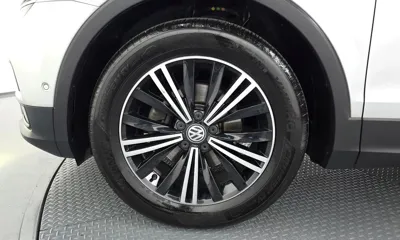 Volkswagen Tiguan 2020, 69623 км, за 13986.48 USD