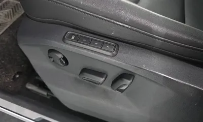Volkswagen Tiguan 2020, 69623 км, за 13976.46 USD - фото 31