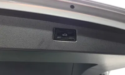 Volkswagen Tiguan 2020, 69623 км, за 13976.46 USD - фото 32