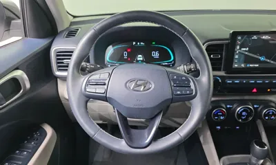 Hyundai Venue 2023, 9326 км, за 16482.09 USD - фото 14