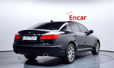 Hyundai Genesis 2008, 150955 км, за 2231.85 USD