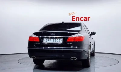 Hyundai Genesis 2008, 150955 км, за 2231.85 USD