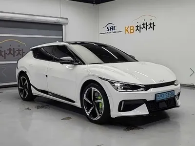 Kia EV6 2023, 73286 км, за 25364.32 USD
