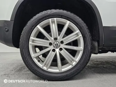 Volkswagen Tiguan 2016, 166983 км, за 5146.58 USD