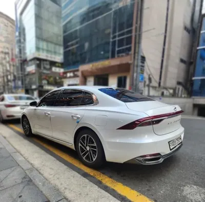 Hyundai Grandeur 2020, 184300 км, за 8533.54 USD
