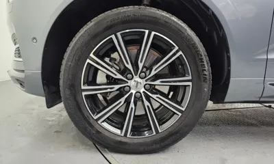 Volvo XC60 2020, 39496 км, за 25635.94 USD