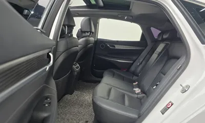 Hyundai Grandeur 2019, 62418 км, за 14375.74 USD - фото 12