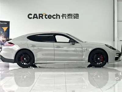 Porsche Panamera 2013, 54000 км, за 21777.09 USD
