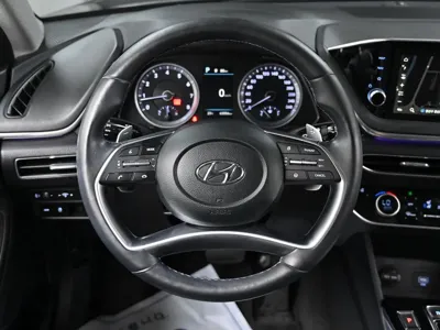 Hyundai Sonata 2022, 63026 км, за 16931.61 USD - фото 13