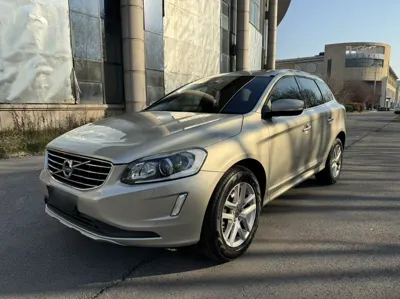 Volvo XC60 · 2017 год