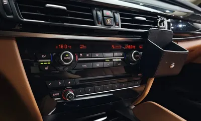 BMW X6 2018, 72677 км, за 23303.14 USD - фото 32
