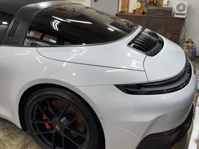 Porsche 911 2025, 5000 км, за 163531.24 USD