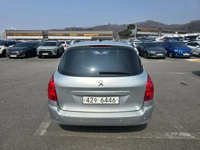Peugeot 308 2014, 160000 км, за 1876.66 USD