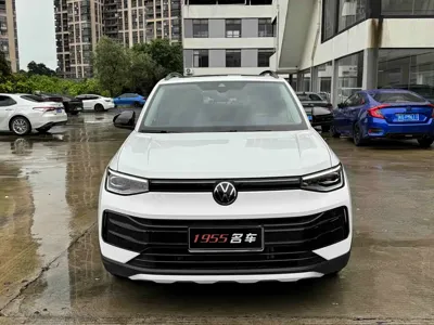 Volkswagen Tharu 2024, 28000 км, за 10859.12 USD
