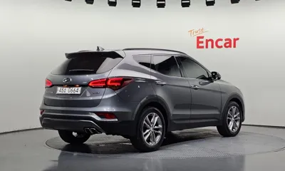 Hyundai Santafe 2017, 118866 км, за 8001.57 USD